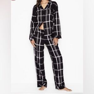Victoria Secret Plaid Flannel PJ’s Med Long